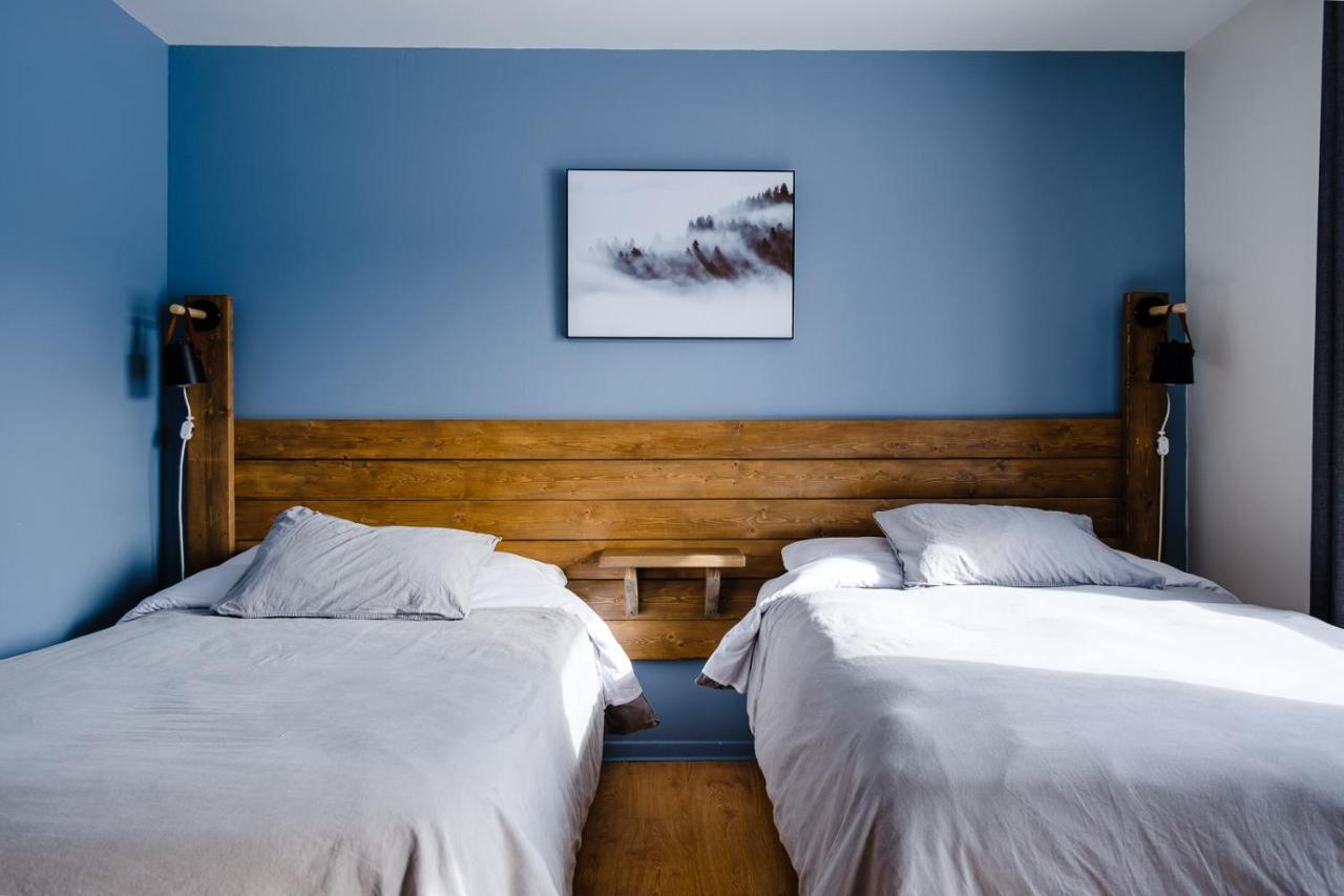 Auberge De Jeunesse Le Camp De Base LʼAnse-Saint-Jean 外观 照片